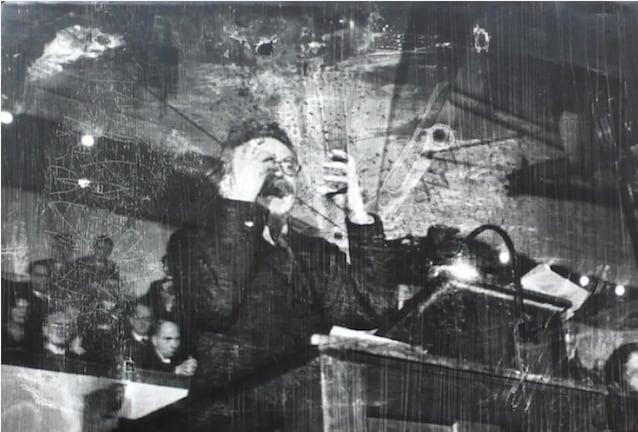 Trockji udødeliggjort av Capa