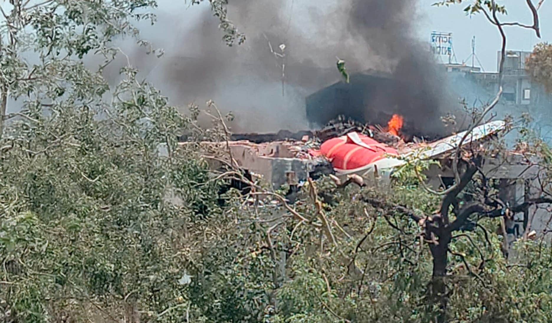 disastro aereo india