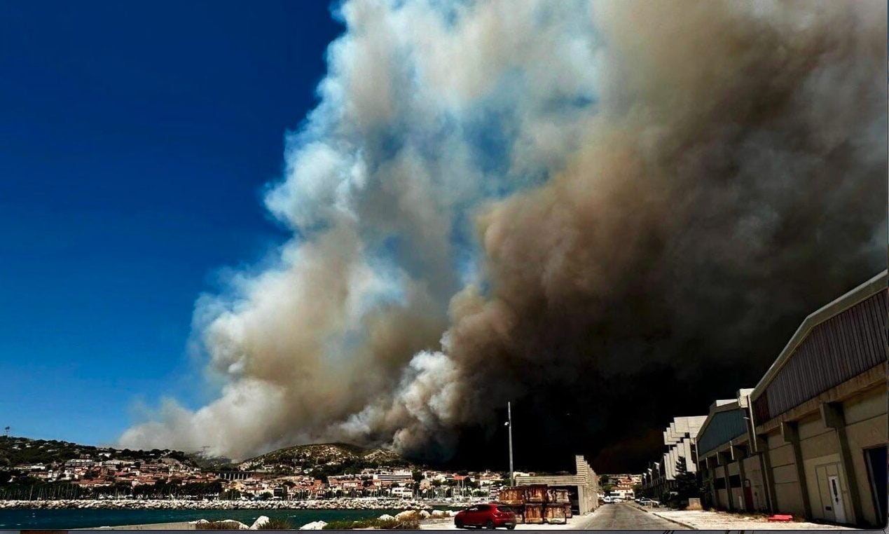 Incendi marsiglia. Credit: Benoît Payan, via X