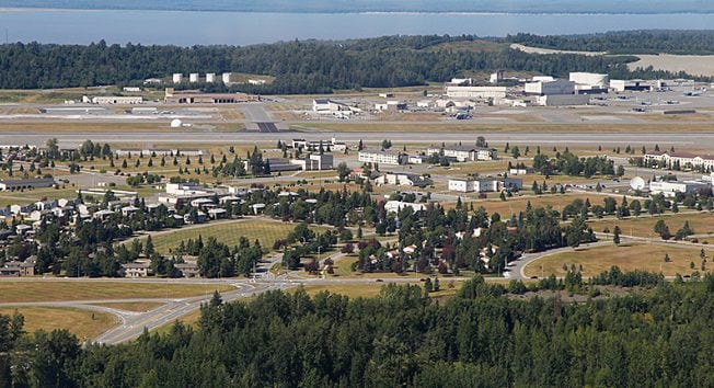 base-militare-USA-alaska-Elmendorf-Richardson