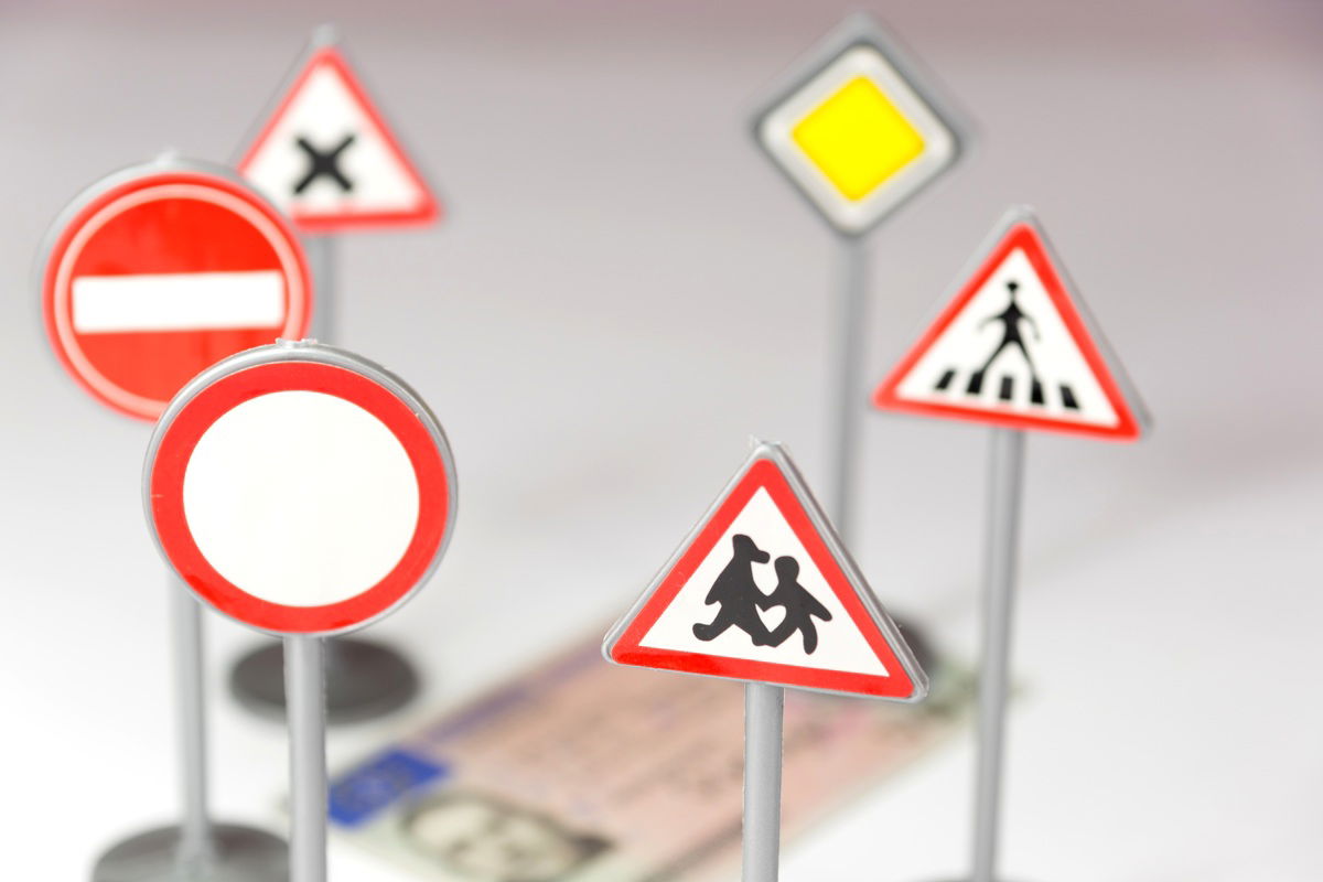 Visste du det? Du kan ta Spanias kjørteori -test på engelsk - og mer!