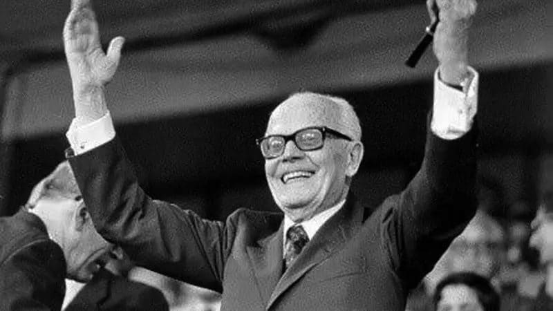 Historien om Sandro Pertini, presidenten "mest elsket av italienere"