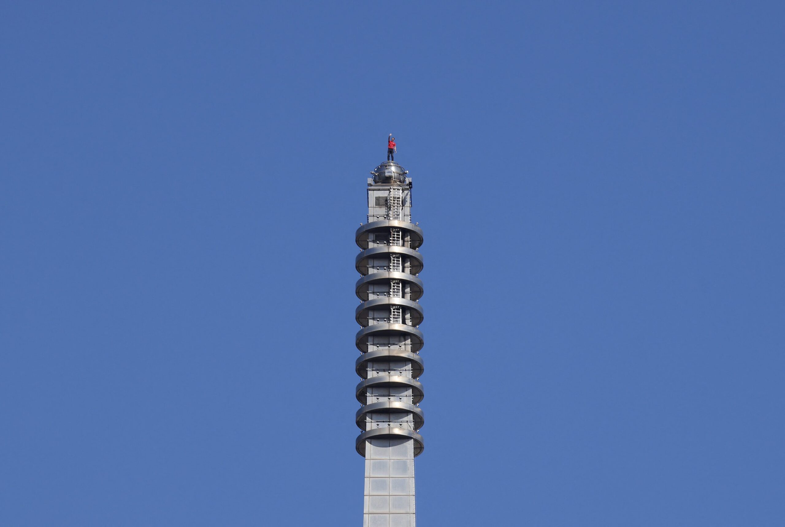 Alex Honnold klatret opp Taipei 101 skyskraperen med bare hender og uten seler: hva er Free Solo