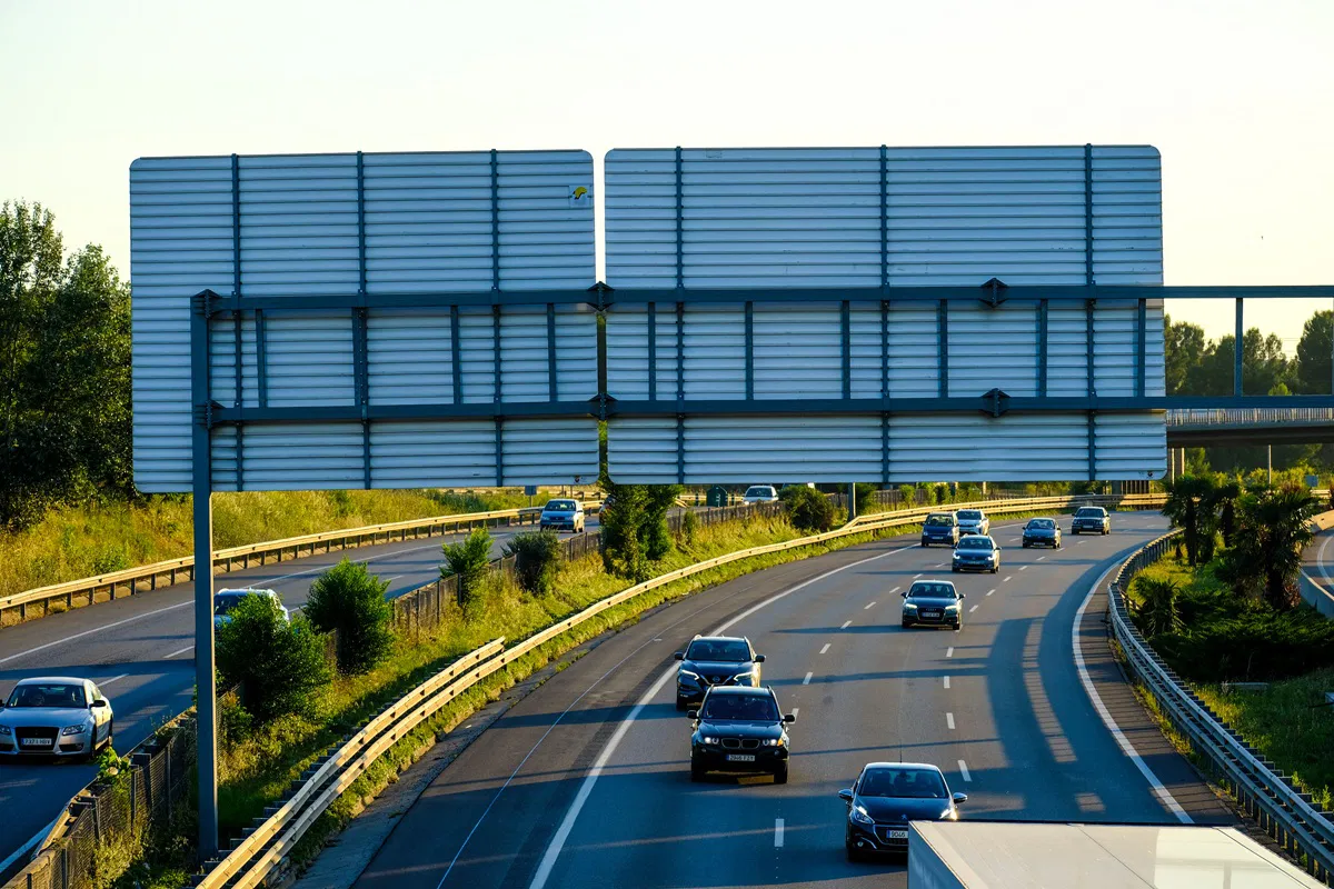 Kjører du på AP-7? Catalonia har nettopp satt 10 mobile fotobokser på veien