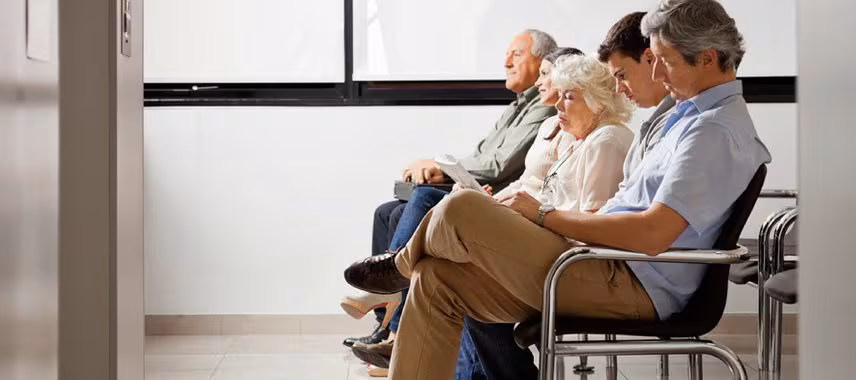 Ventelister i italiensk helsevesen, hvordan den nye plattformen fungerer: data, kritiske problemer og reformer