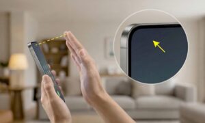 Hvordan slår telefonskjermen seg av når vi holder den mot øret under en samtale?