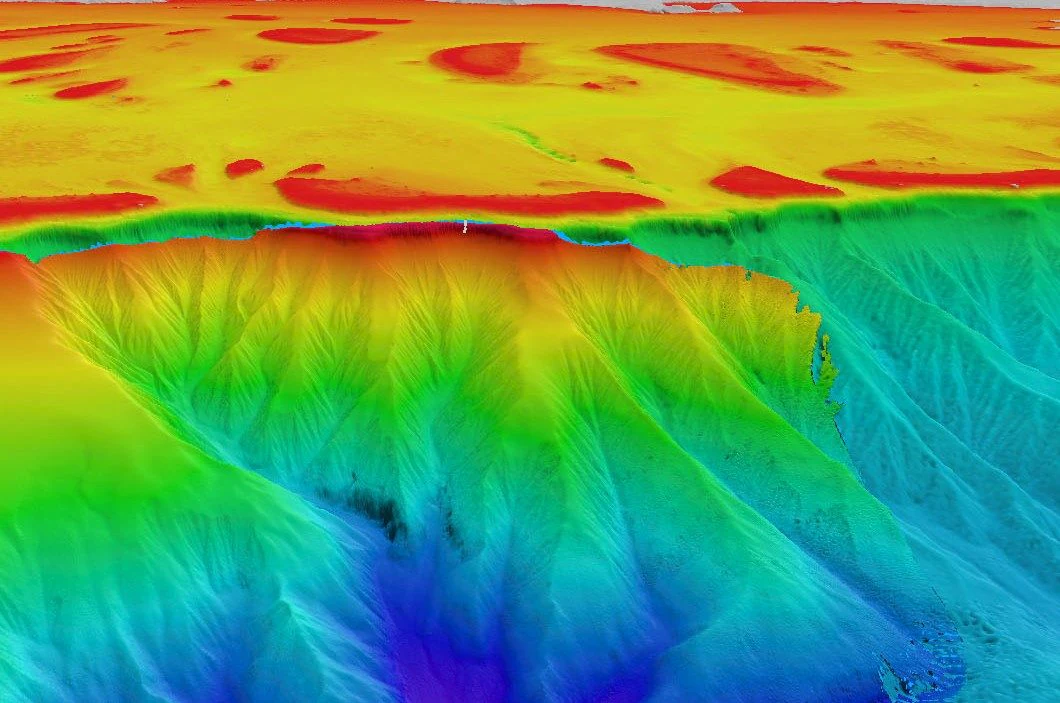 Jordskjelv får undersjøiske kløfter til å trekke seg tilbake, og setter de italienske kystene i fare: INGV-studien
