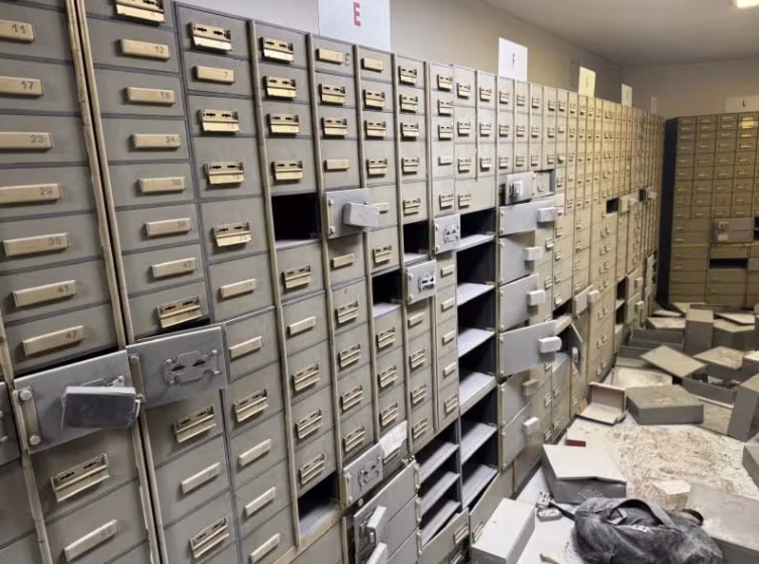 Bankran i Napoli, hvordan sikkerhetssystemene til Crédit Agricole dell'Arenella fungerer