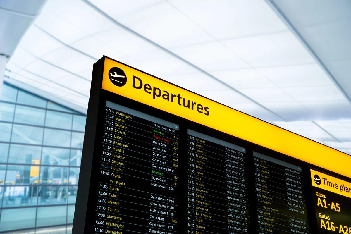 Reisevarsel til Storbritannia: Flyselskaper kan nå endre flyreisen din før du drar hjemmefra