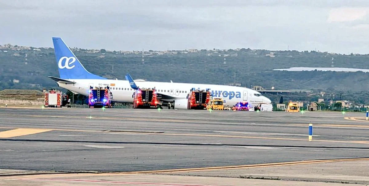 Kaos på Palma flyplass etter at hjulet forsvinner fra flyet under landing
