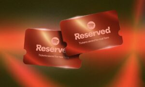 å reservere noen konsertbilletter til de mest lojale fansen
