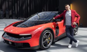 Se på den nye Ferrari Luce, den første elbilen fra Prancing Horse