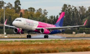 Spillveksler for lavprisflyreiser ettersom Wizz Air tar med Starlink Wi-Fi ombord
