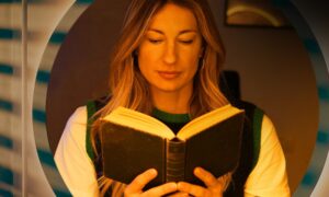 I Italia leser vi mindre og mindre, bare 35 % fullfører en bok i året: hvorfor og effekten av lesing