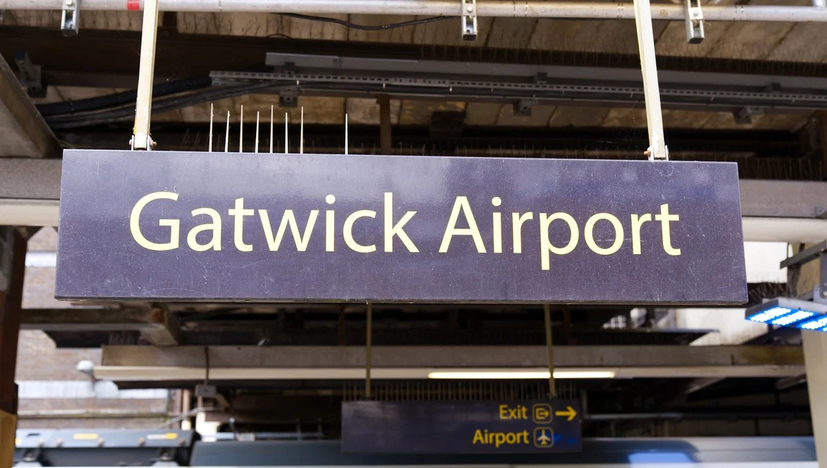 Britisk mamma nektet ombordstigning på Hellas-flyet til tross for gyldig pass. Hva du bør sjekke før du flyr