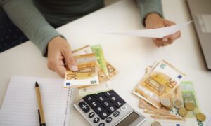 Hvor mye tjener vi per time i Italia, Eurostat-data: 13,05 euro brutto, det er mindre enn det europeiske gjennomsnittet