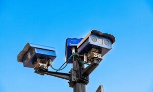 Trafikkkameraer kan snart identifisere mer enn nummerskiltet ditt