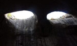 &laquo;Guds øyne&raquo; i Bulgaria: hvordan geologi skapte en av de mest forbløffende hulene i verden