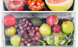 Hvordan oppbevare frukt, i eller utenfor kjøleskapet? Den tropiske er det ikke, mens den modne er det