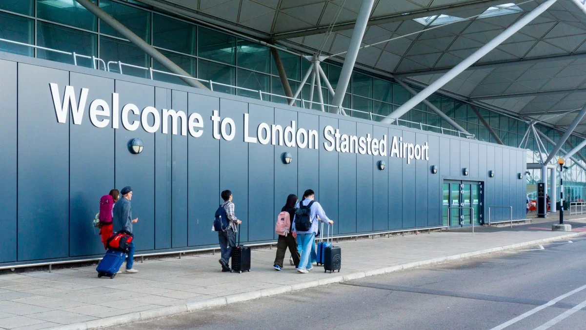 Å fly til Spania fra Stansted i sommer, de to endringene som kan gjøre reisen din enklere