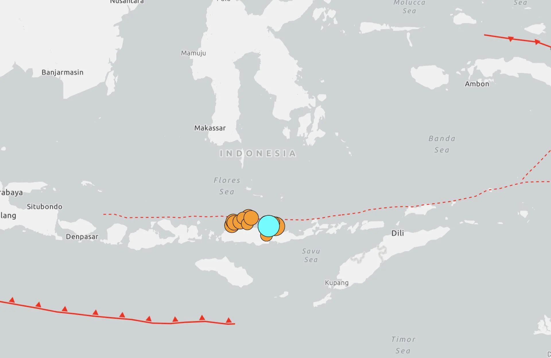 Jordskjelv i Indonesia med styrke 7,7, sjokk på øya Flores: bygninger kollapset og minst 20 døde