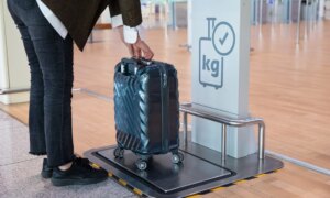 &laquo;Bag pooling&raquo; flyselskapshack som kan spare britiske reisende til Spania for noen få øre denne sommeren