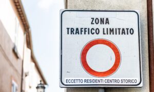 Italia først i Europa for ZTL, det er 446 totalt på grunn av de trange gatene: kart over områdene