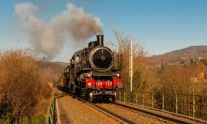 Fra Parks-jernbanen til Monferrato-jernbanen, 13 linjer med historiske tog som reiser 1000 km