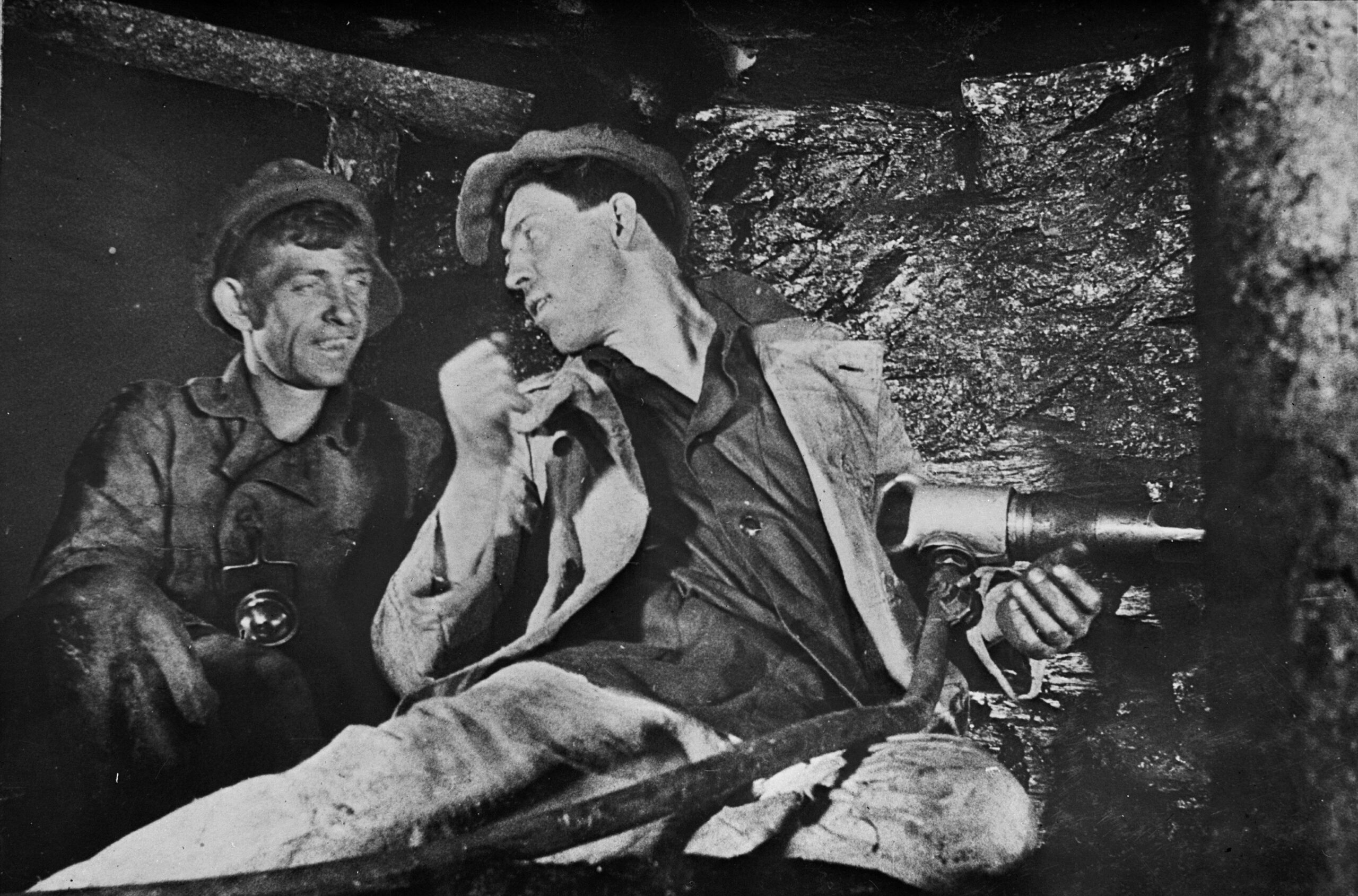 Hvorfor de sier de er arbeidsnarkomane: opprinnelsen til begrepet og historien om Stakhanov
