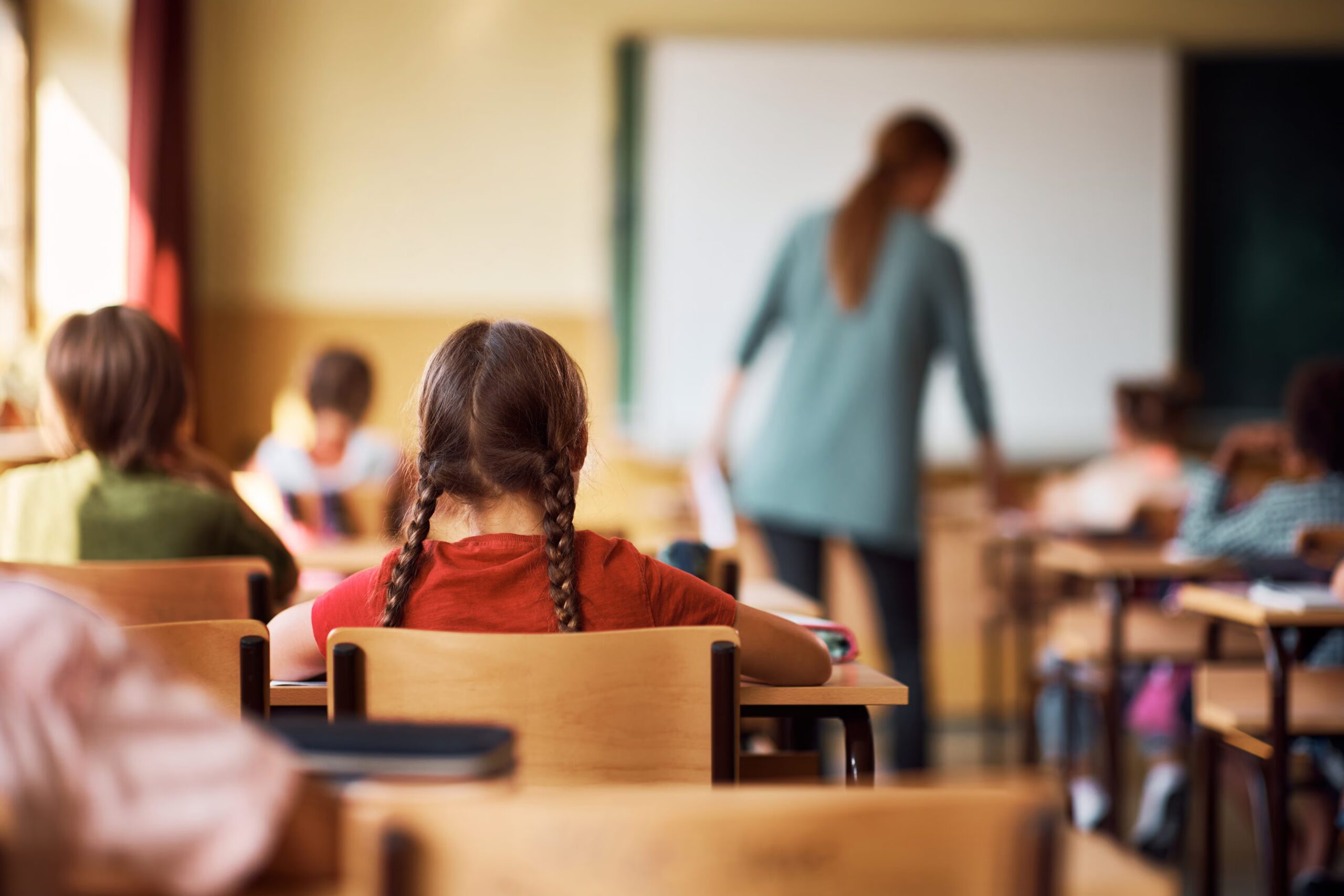 Hvor mye koster det å gå tilbake til skolen i 2026, 1200 euro i gjennomsnitt per elev for bøker og utstyr: dataene